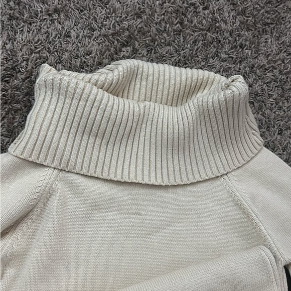 Elegant Cream Ribbed Knit Dress - Picture 5 of 8